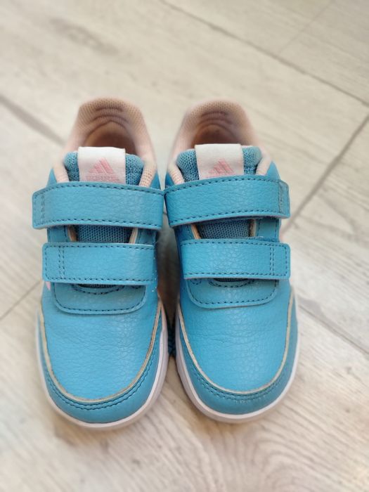 Бебешки маратонки Adidas 24