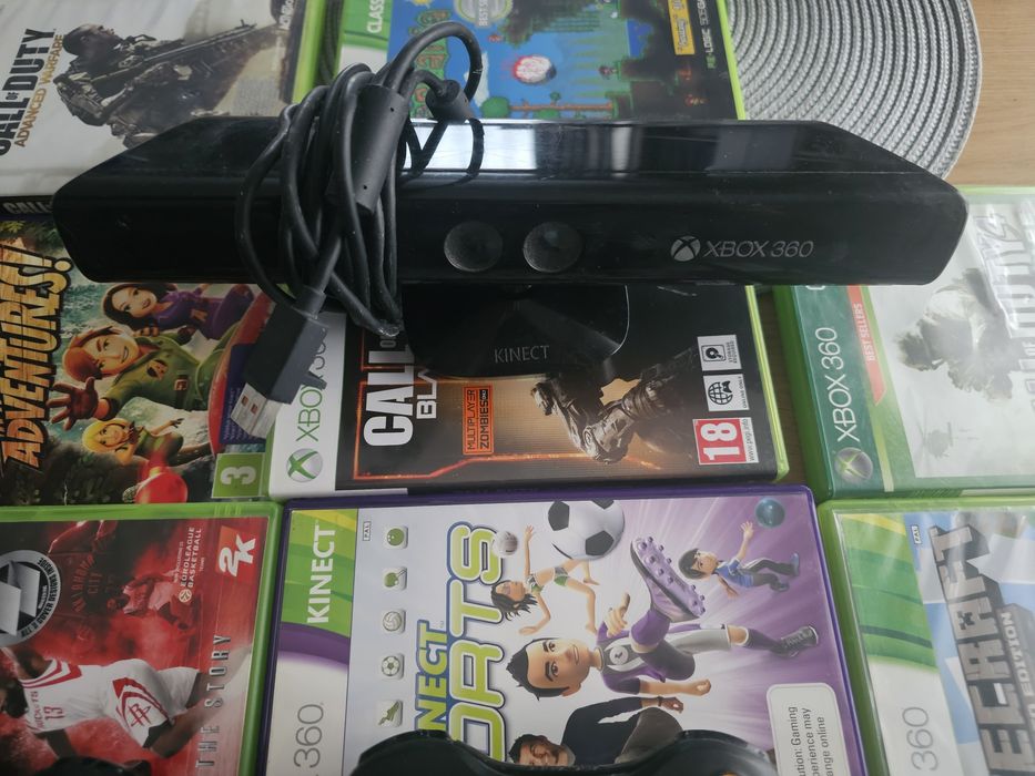 Xbox 360 Editie 512 GB (Fara zgarieturi) + kinect + colectie de jocuri