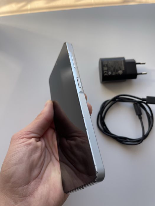 • Samsung Galaxy • a06 • DUALSIM