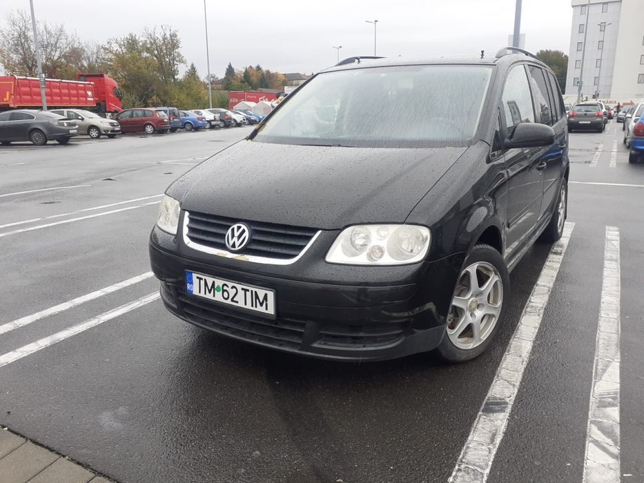 Vând vw touran 2.0
