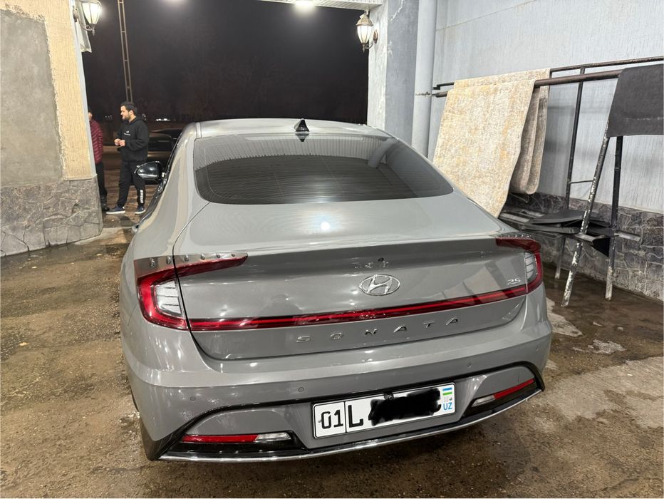 Hyundai Sonata sotiladi