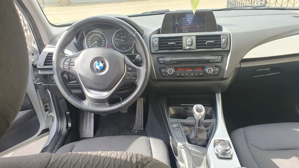 BMW Seria 1, 118i , 2013