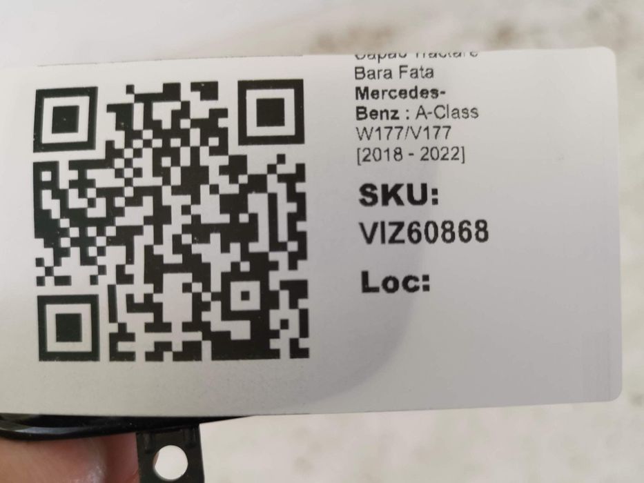 Капак За Теглене На Предна Броня Мерцедес-Бенц А-Клас / Mercedes-Benz