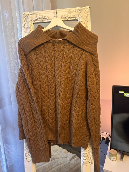 Пуловери на Mango, Zara, H&M и други