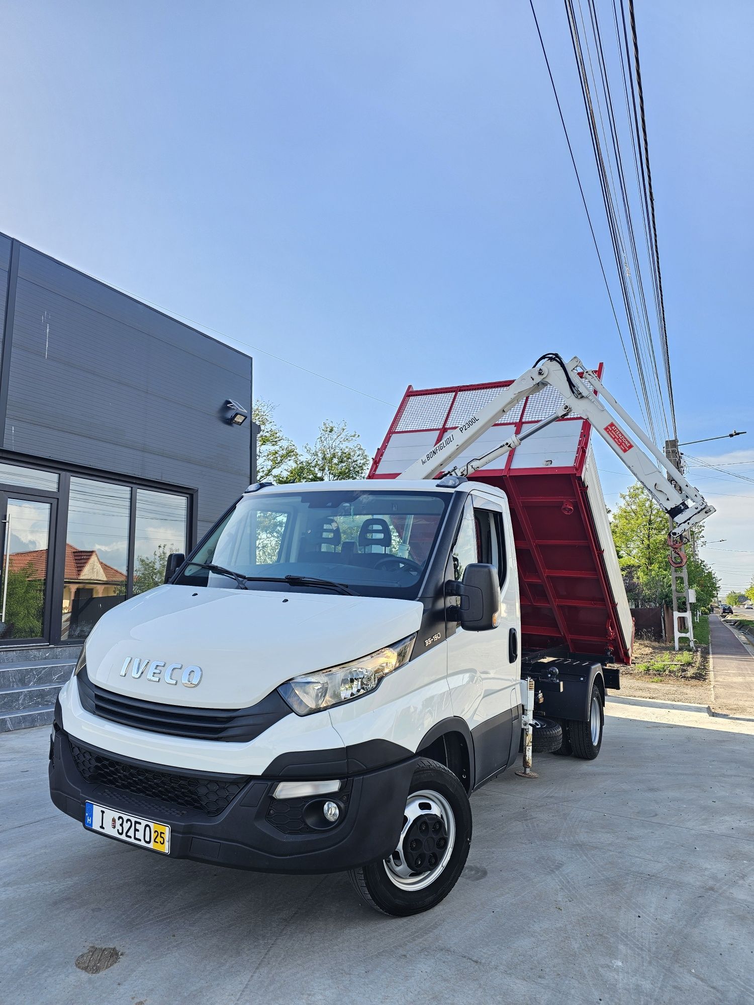 Iveco daily 35c15 Basculabil cu Macara!