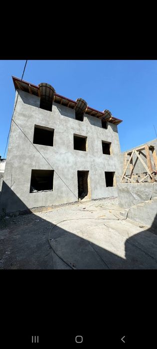 Сергели узгариш 2.5 сотки 7 комнат 2 этажа