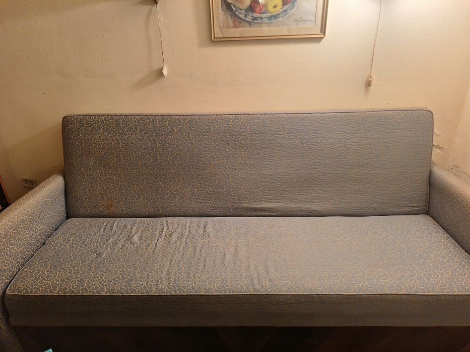 Donez canapea si 2 fotolii