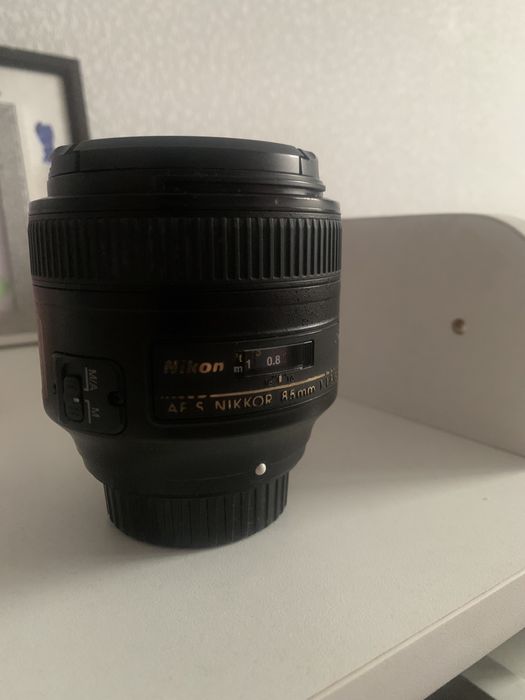 Продам обьектив nikkor 85 mm