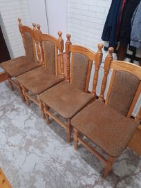 Дървени кухненски столове