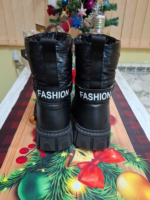 Детски боти/апрески