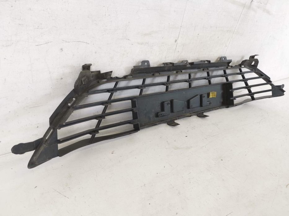 Долна решетка Рено Меган 4 Фейслифт / Renault Megane 4 Facelift [ - ]