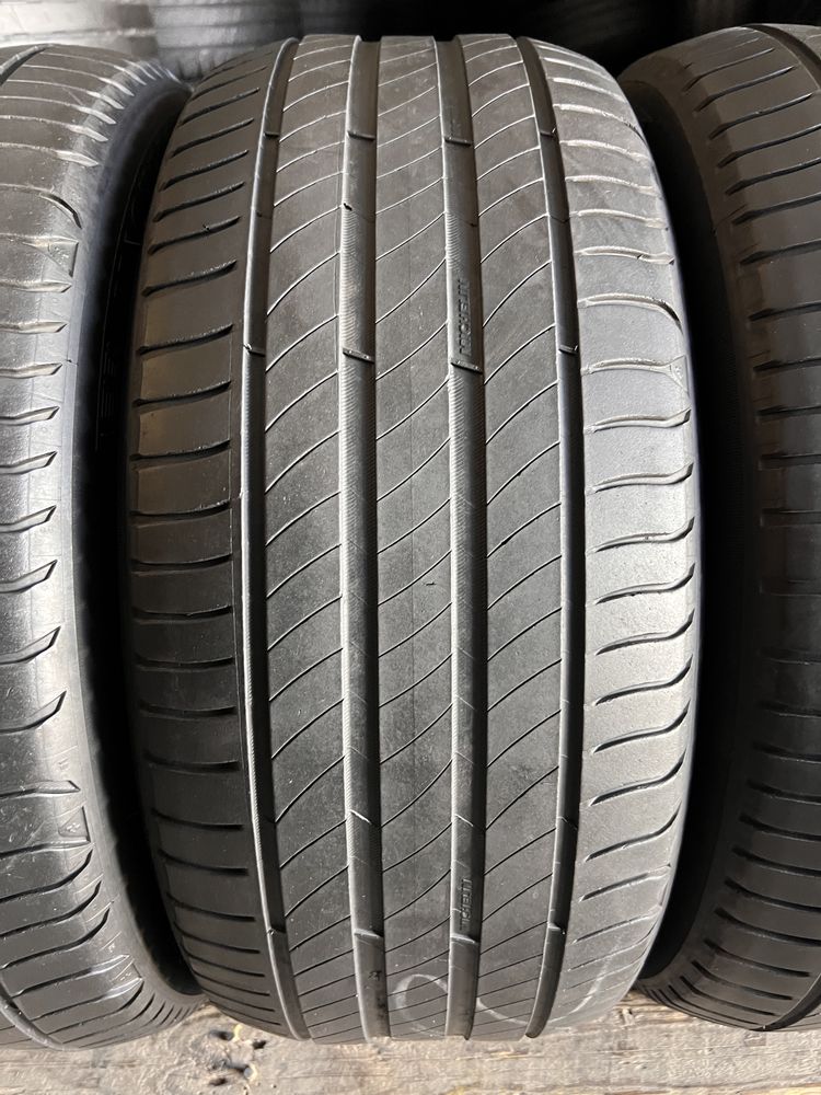 4 anvelope vara 235/45/17 , Michelin !