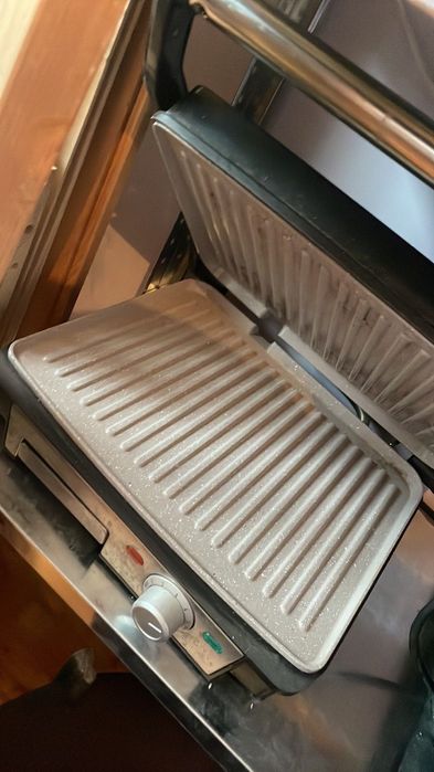 Скара с титаниево покритие и домашна пицарка