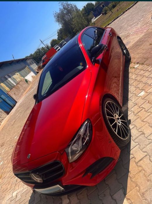 Mercedes-Benz E De vizionat