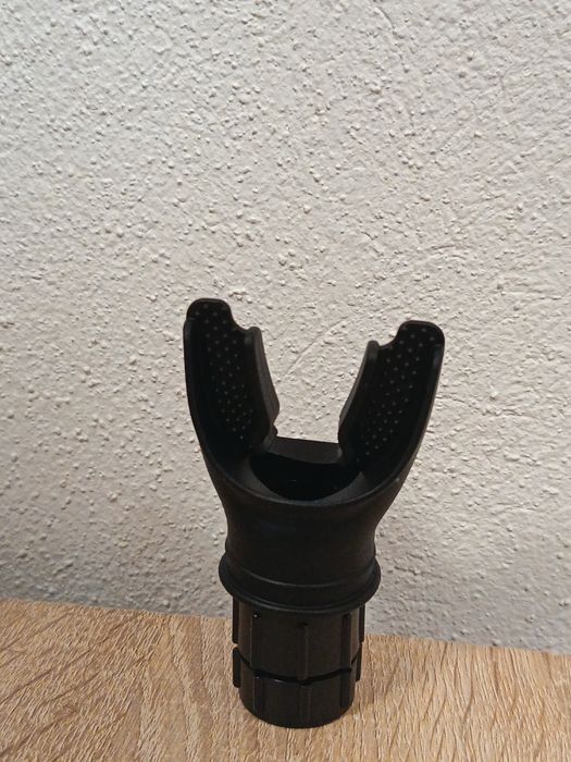 Dispozitiv pentru antrenarea plămânilor