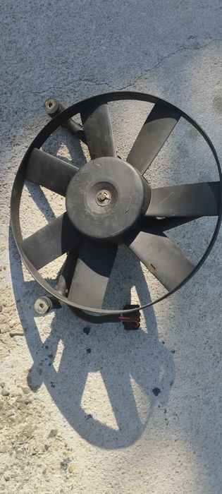 Вентилатор на климатик VW Polo 2002 г