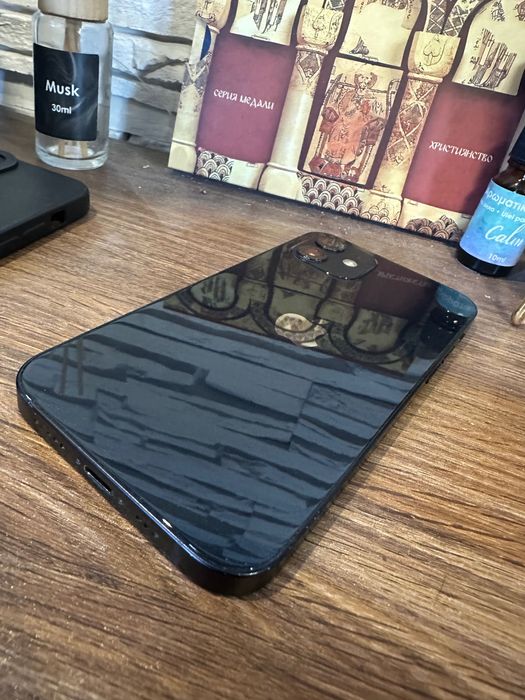 iPhone 12 128gb + кеис
