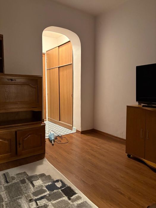 Inchiriez apartament 2 camere