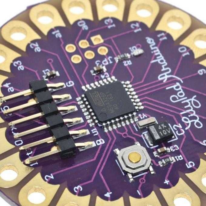 Плата Arduino LillyPad (ATmega328P)