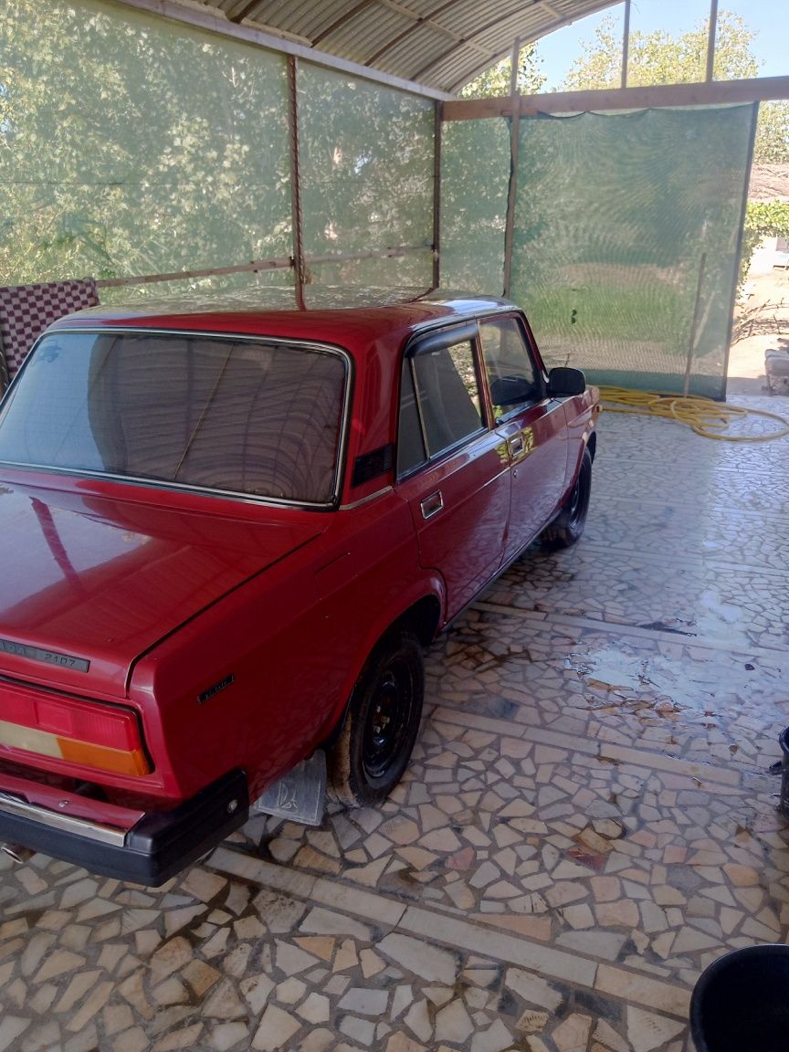 Vaz 2107 ni ozii
