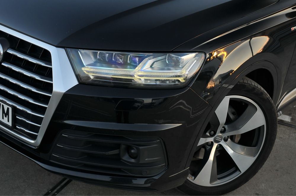 Audi Q7 3.0D S-line inscris ro