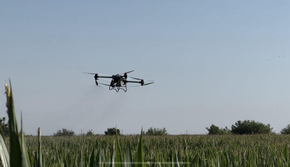Prestari servicii cu drona agricola