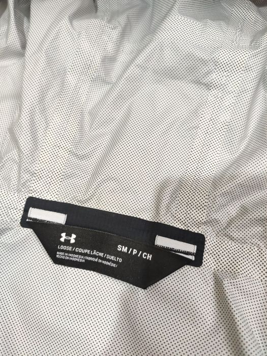 Geaca impermeabila Under Armour mărimea S