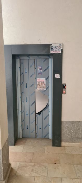 ДОМ сотилади. Срочно.