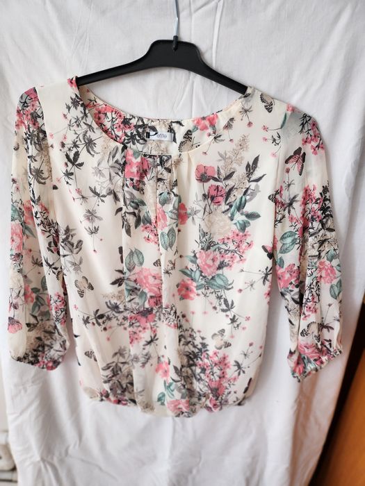 Bluze de dama (preț în descriere)