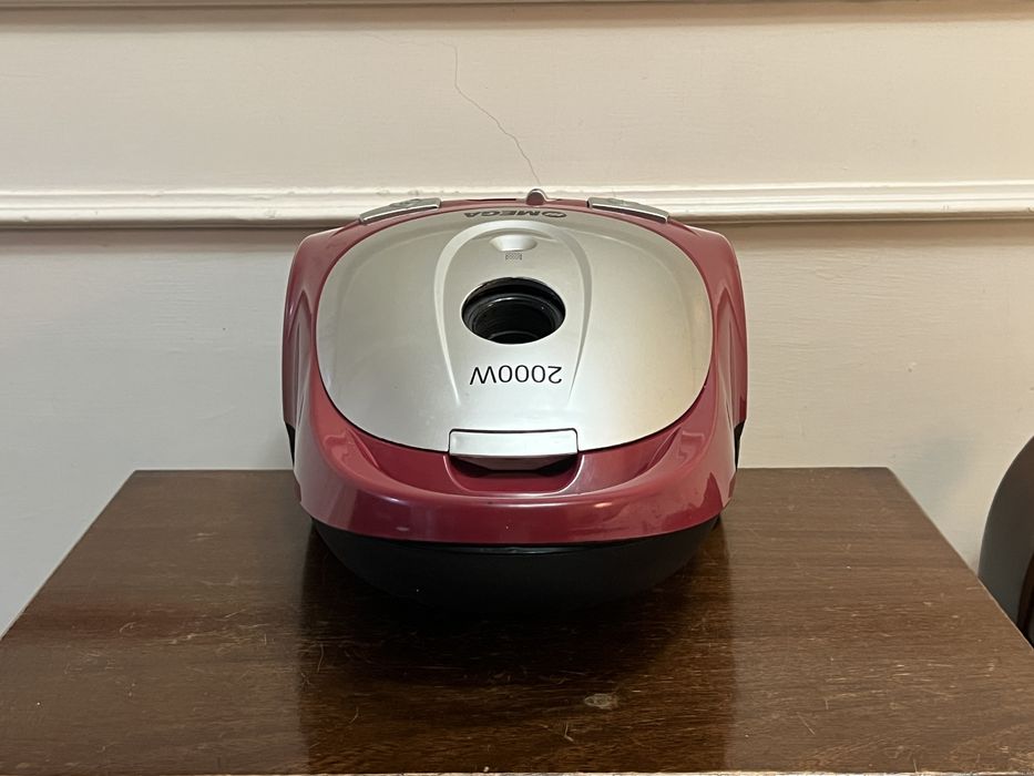 Пылесос MEGA MVC-126