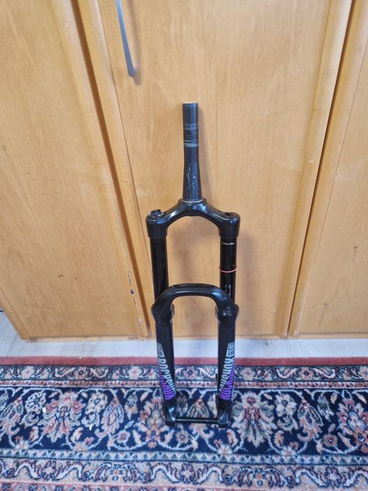 Furca enduro rock shox Yari/Lyric, 180 mm