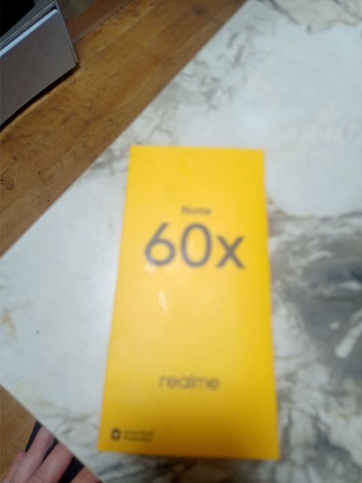 Продам телефон новый