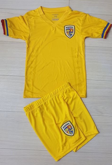 Echipamente fotbal ptr copii 4/14ani,Romania