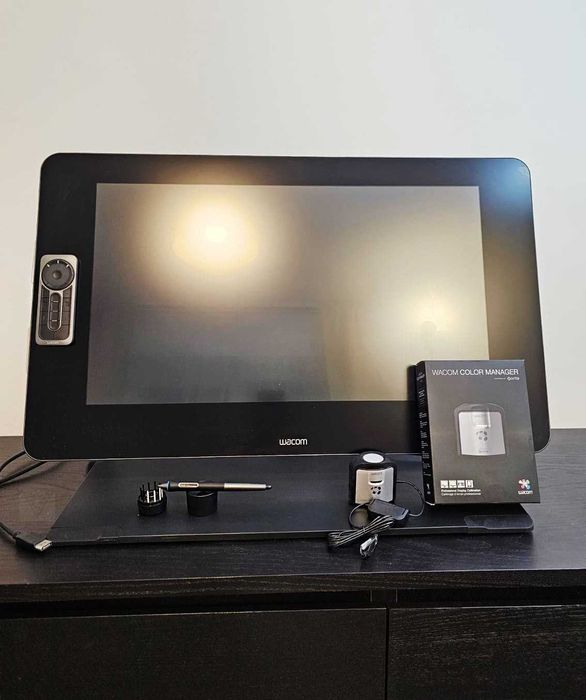 Tableta WACOM CINTIQ 27QHD ( NOU ) + STANDER + Colour manager+ PRO PEN