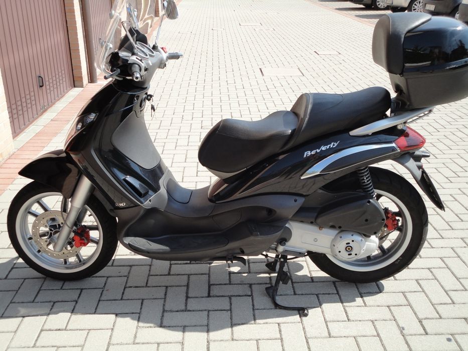 Piaggio Beverly 250