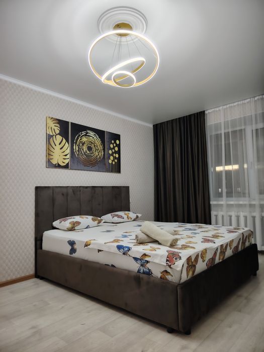 1кв Космос Калам центр посуточно 12000тг и по часам 2000тг