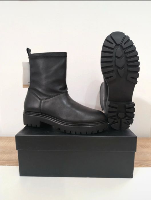 Ghete Mango Piele - marimea 37