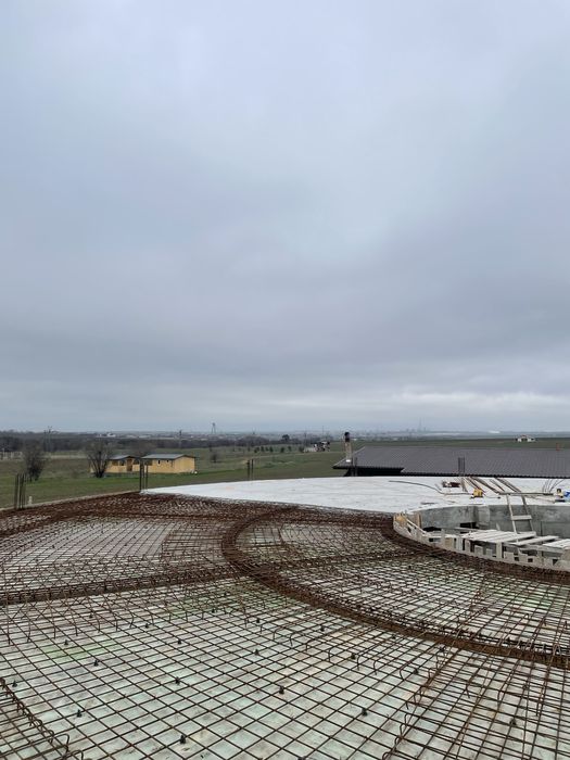 Mester  constructor de case .