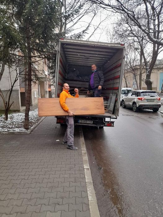 Кърти и извозва , изнасяне на стари мебели