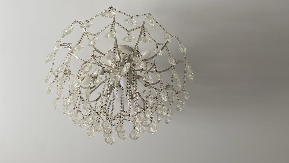 Продам люстры, в отличном состоянии.