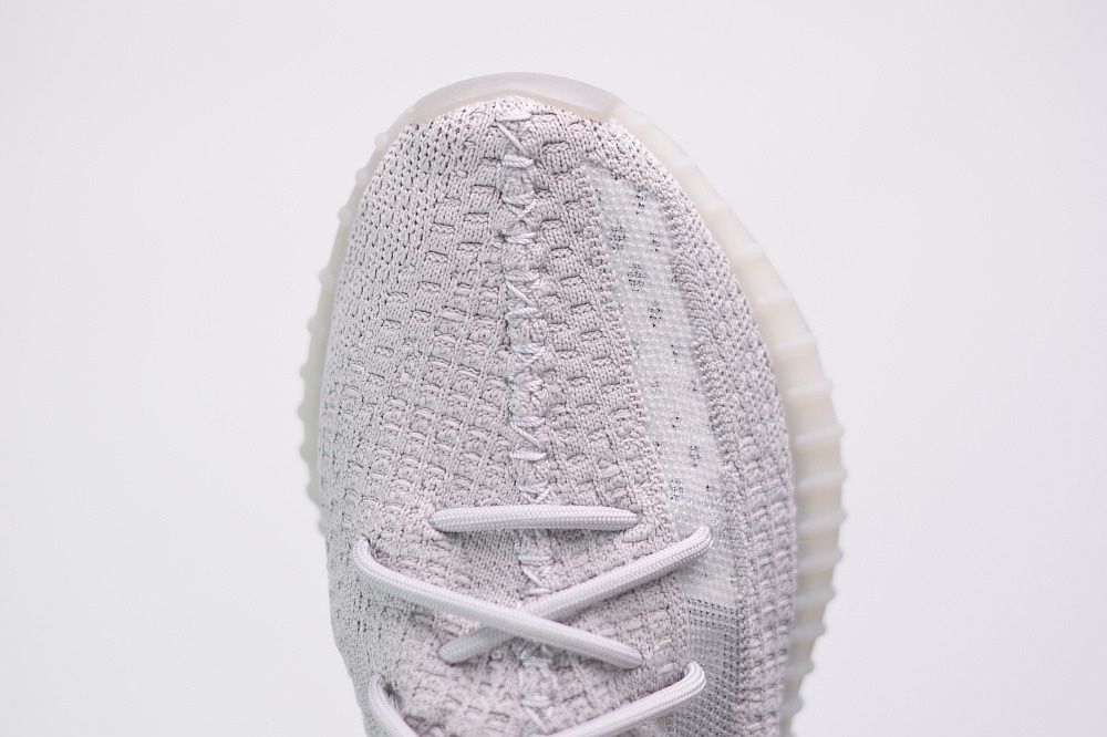 Yeezy Boost 350 V2 Tail Light