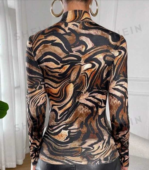 Блуза с мраморен принт