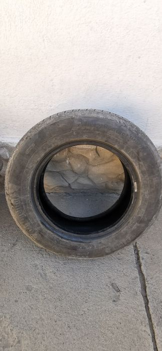 Автошины на 215/65/16 пара