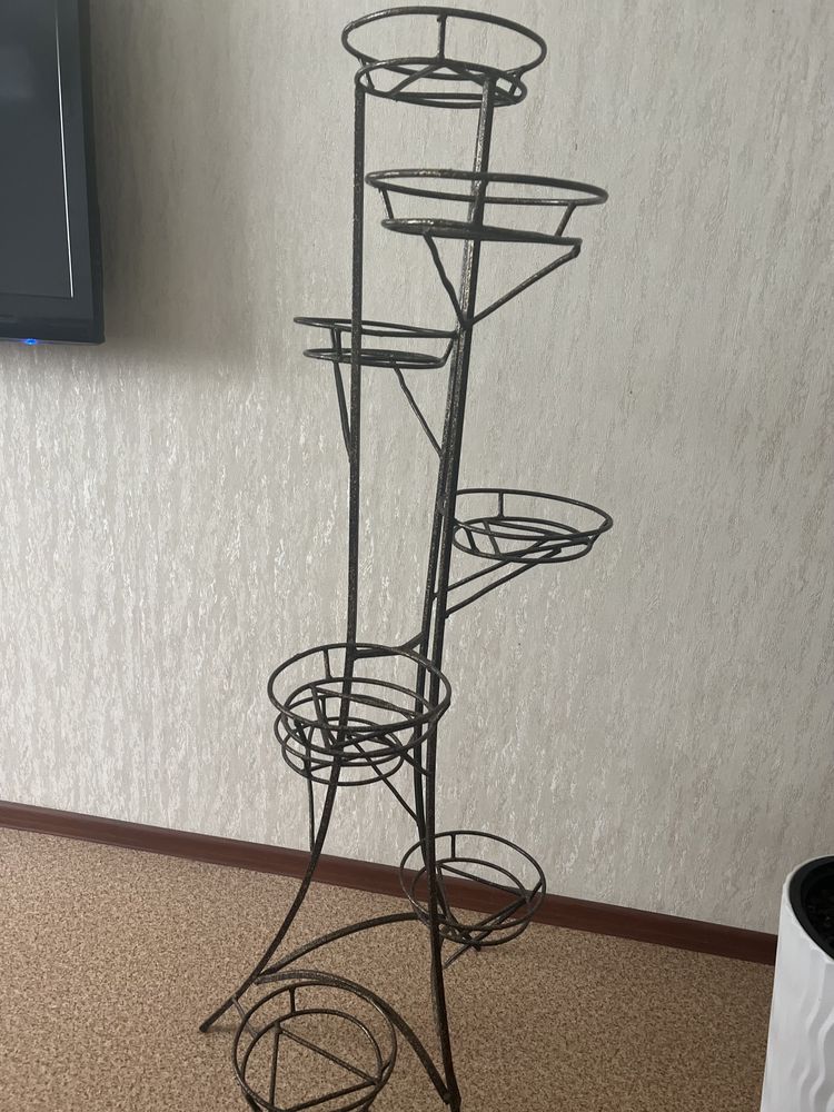 Подставка для цветов