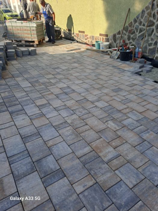 Montaj pavaje-amenajari exterioare