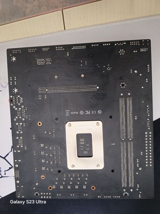 Продаю материнскую плату Maxsun H610M