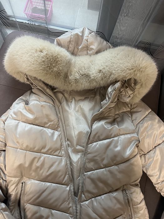 Дамско яке бежово