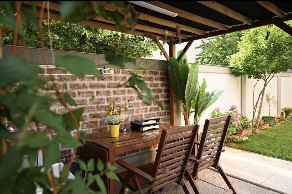 Apartament cu gradina in Mamaia Nord