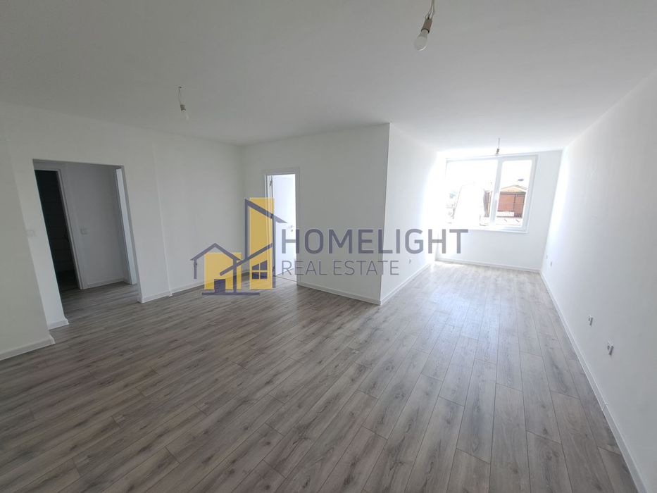 Продава се Тристаен апартамент в София, Център - 88 кв.м за 2527 €/кв.м - Снимка #2