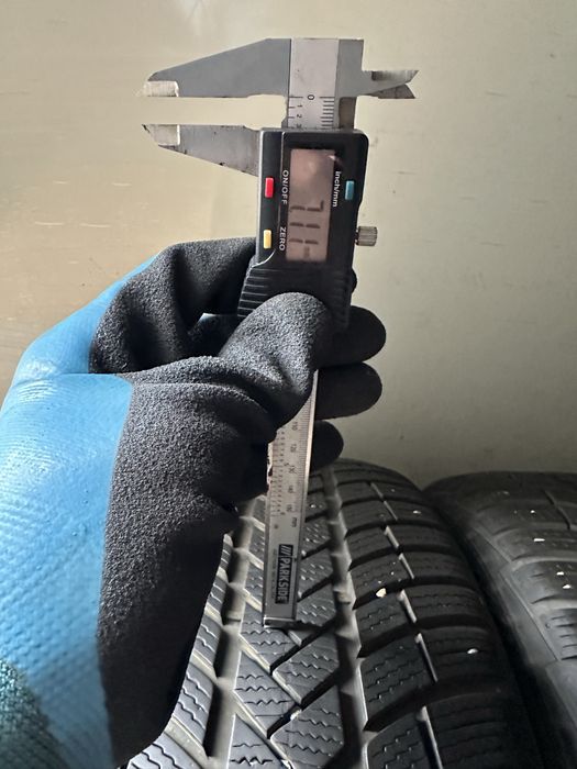 235/55 R17 Vredestein WintracPro DOT 3322 7.11 mm